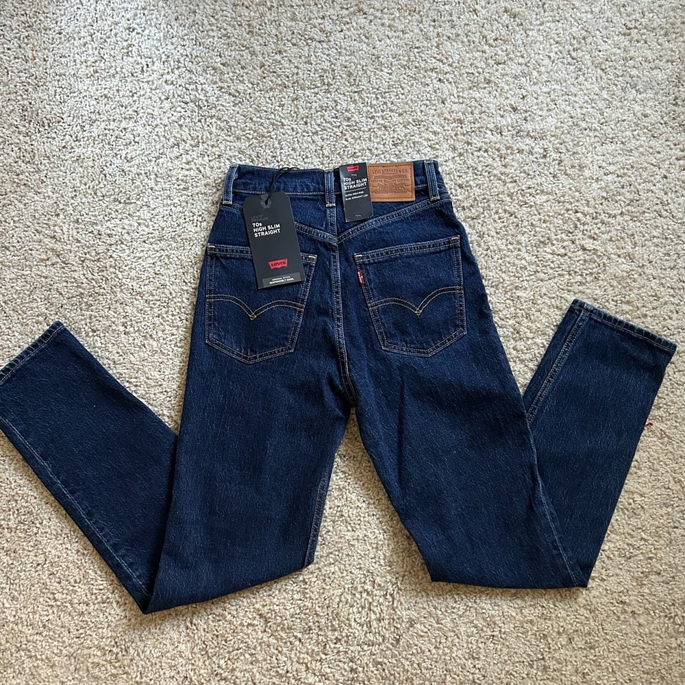 NWT Levi’s 70s High Slim Straight